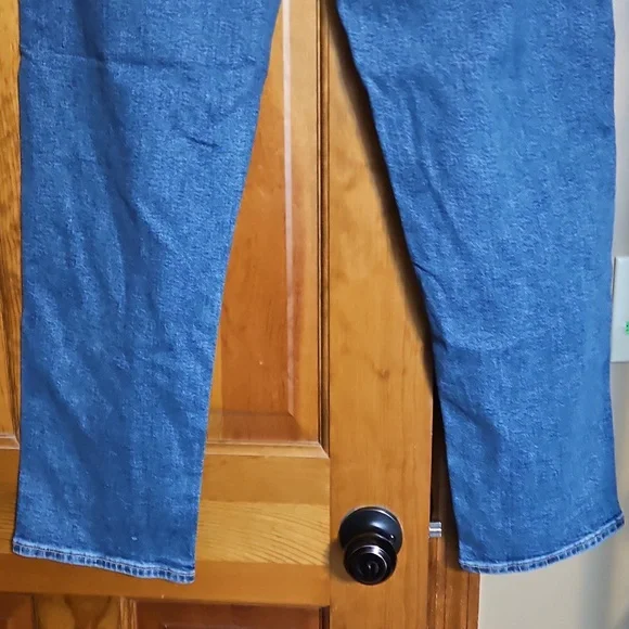 NWT American Eagle 90's Straight High Waisted Jeans - Picture 7 of 14